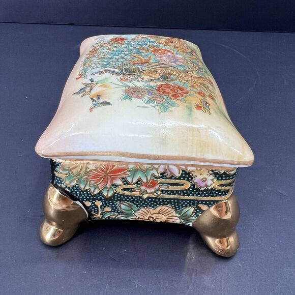 Vintage Chinese Porcelain Rectangle Footed Covered Trinket Box Made in China - Picture 3 of 7